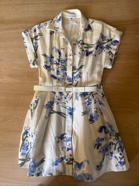 Rebecca Vallance bluebell meadow mini, current season, size 4, NWT